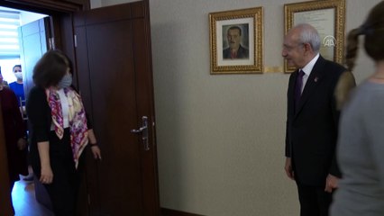ANKARA - Kılıçdaroğlu, CHP Genel Merkezi’nin kadın emekçileri ile bir araya geldi