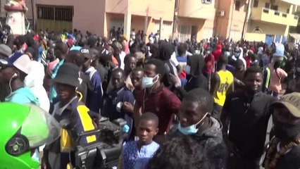 Senegal'de gözaltında tutulan muhalif lider Sonko serbest bırakıldı