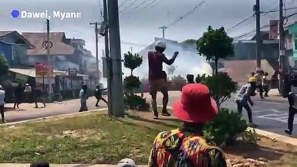 Myanmar coup: security forces fire tear gas at protesters in Dawei