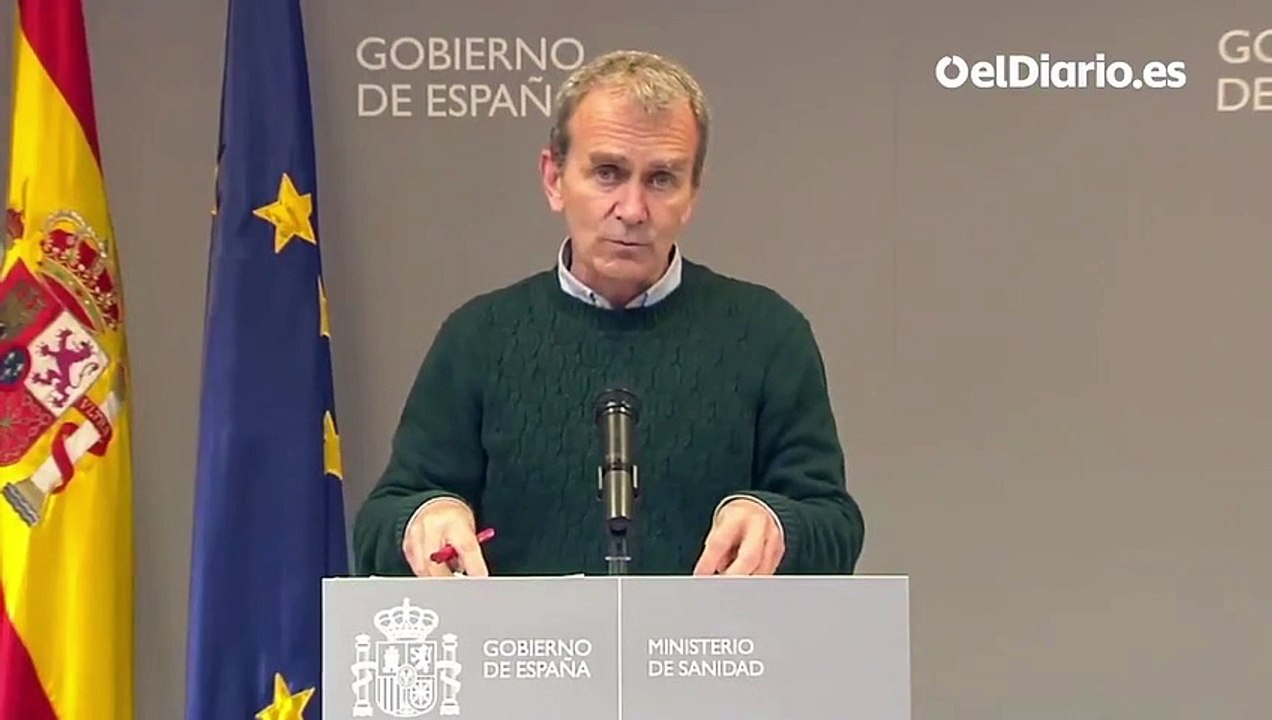 Fernando Simón advierte que el descenso de la tercera ola empieza a ser “muy, muy lento”
