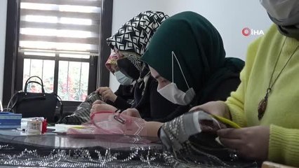 Kırıkkale'de kadınlar 'Mahalle Konakları'nda üretip ev ekonomilerine katkı sağlıyor