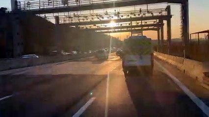 İSTANBUL - Sokağa çıkma kısıtlaması öncesinde trafik yoğunluğu yaşandı