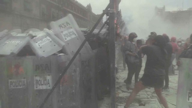 El 8-M estalla en México: disturbios y decenas de heridos