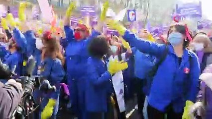 Fransa’da 8 Mart’ta kadınlardan grev