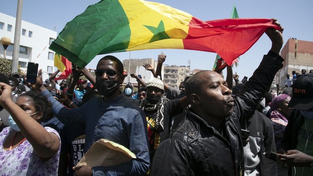 Senegal’s Sall calls for calm; opposition leader urges protests