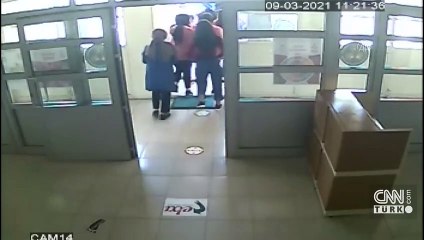 Bingöl'de öğrenciler deprem tatbikatı yaparlarken gerçek depreme yakalandı