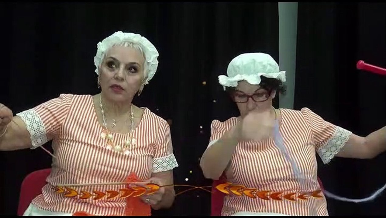 LES TRICOTEUSES