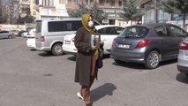 Diyarbakır'daki evlat nöbetine bir anne daha katıldı