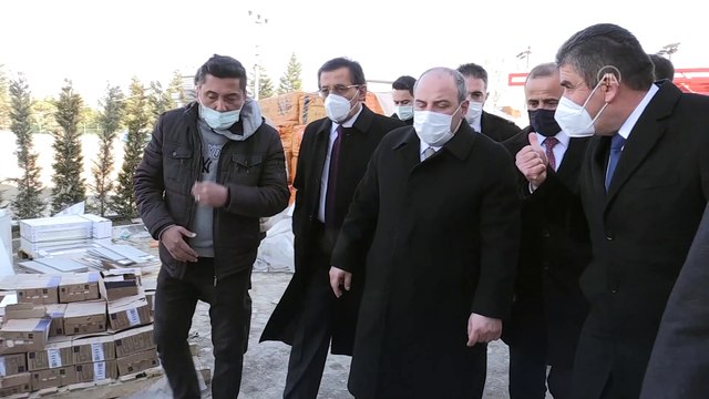 BOLU - Sanayi ve Teknoloji Bakanı Varank, Bolu'da sanayi yatırımlarını inceledi