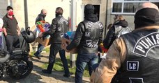 Belgique : un groupe de motards vient en aide aux familles démunies en leur offrant des cadeaux