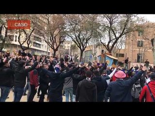 Una setentena de aficionados del Lyon se concentran en la plaza de Artós