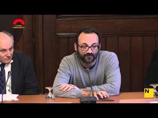 "Caldrà reduir l'espectacle". Constitució de la comissió contra la corrupció