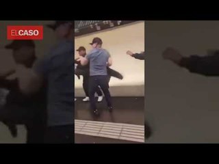 Pelea entre pasajeros y carteristas al Metro de Barcelona