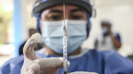 Sector privado espera autorización para distribuir vacuna anticovid en Colombia