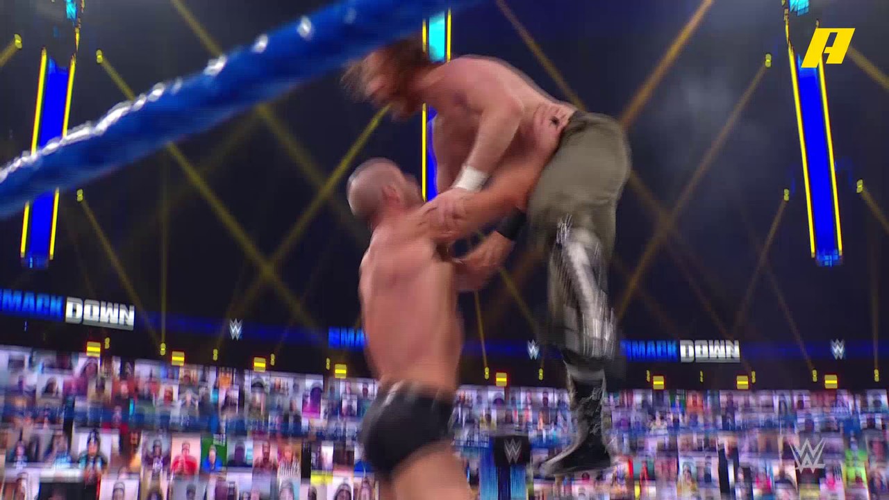 ضربة رمح من إيدج لكن رومان رينز يرد بواحدة أقوى