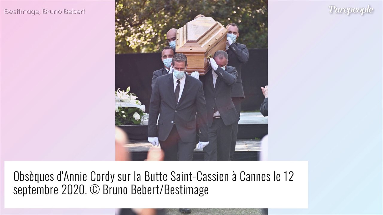 Mort d'Annie Cordy : cet hommage improbable à la chanteuse en Belgique...