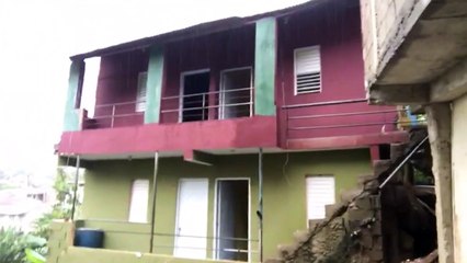 Lluvia provoca derrumbes en el sector La Terraza, en la provincia de Santiago