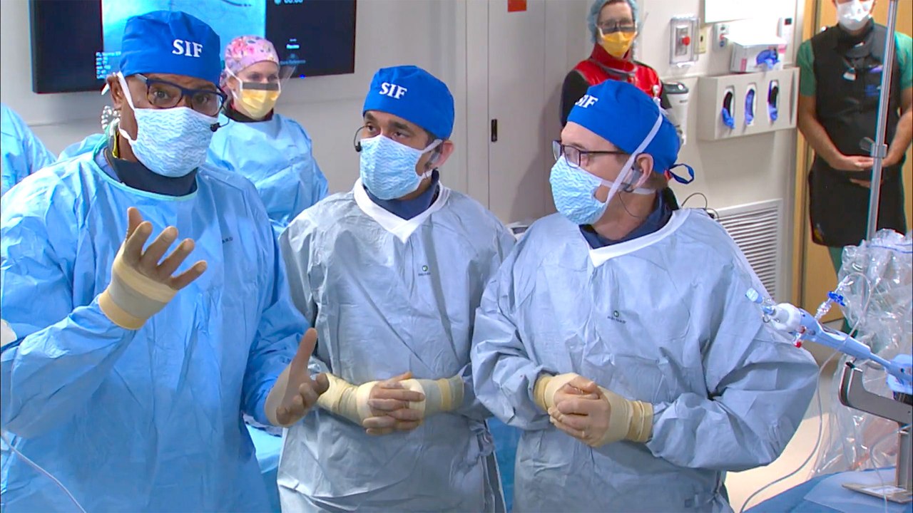 The Procedure - Dr. Rizik, MD Performs a Live Heart Operation - video ...