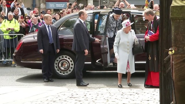 La familia real británica contesta a la entrevista de Meghan Markle y Harry