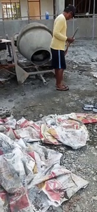 CONSTRUCTION BOY