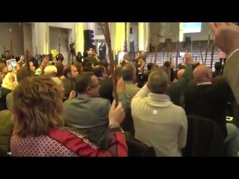 Crits de president dels alcaldes a Puigdemont