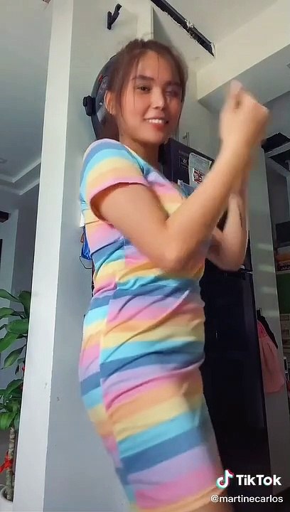 no bra