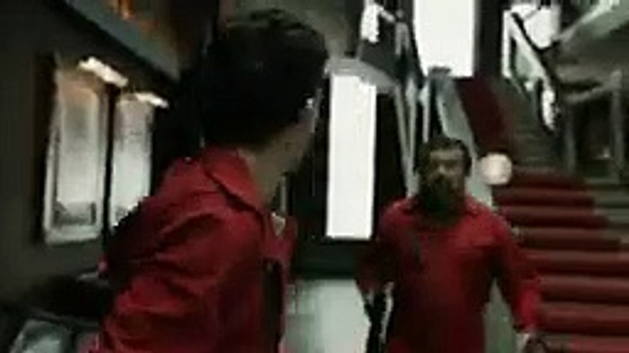 Tokyo getting back to the bank , Money Heist video Dailymotion