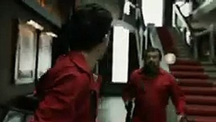 Tokyo getting back to the bank , Money Heist