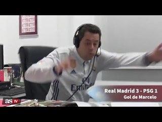 Roncero estampa su móvil celebrando un gol