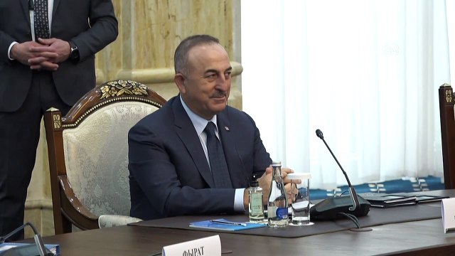 BİŞKEK - Dışişleri Bakanı Çavuşoğlu, Kırgız mevkidaşı Kazakbayev’le görüştü