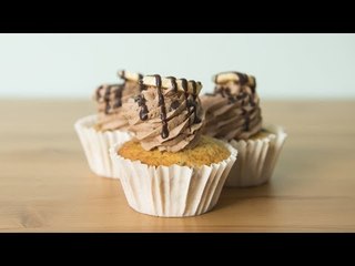  Gastronomia | Pastissos | 'Cupcakes' de plàtan i xocolata | 02