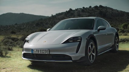The new Porsche Taycan Cross Turismo Design Preview