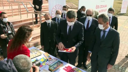 ANKARA - Bakan Selçuk, Özel Çocuklara Özel Materyaller programına katıldı (2)