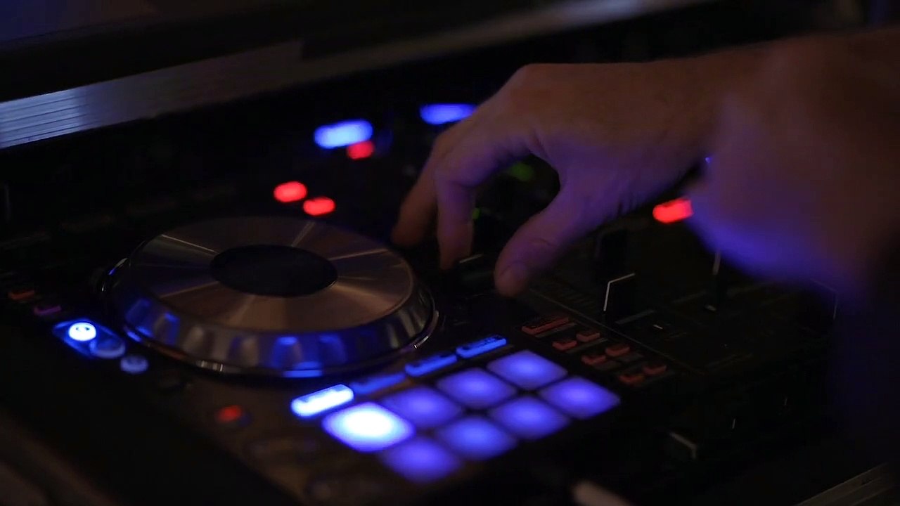dj