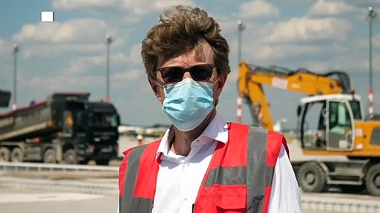 BER-Flughafenchef Lütke-Daldrup räumt vorzeitig seinen Posten