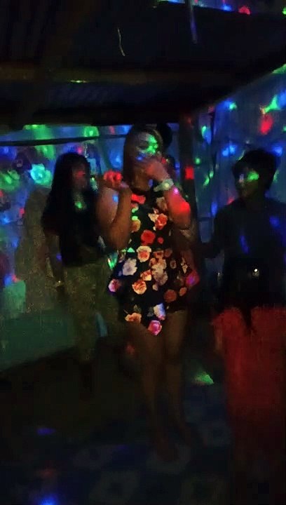 party party
