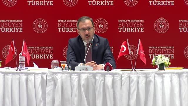 Son dakika haber! Bakan Kasapoğlu: Onca transferi yapan bir kulüp stada da gereken bakımı, ilgiyi ve itinayı göstermekle mükelleftir. Bunun mazereti olmaz