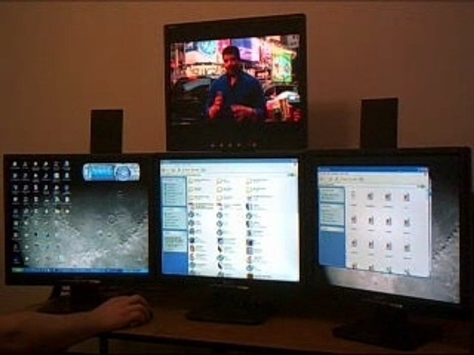 SUPER PC: Multi Screen Trading Computer @ Multi-Monitors.com