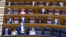 Pablo Iglesias mete a 'Paca la Piraña' en el congreso para atacar a VOX