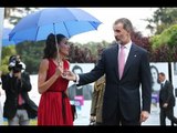 Felipe VI y Letizia, momento tenso por un paraguas