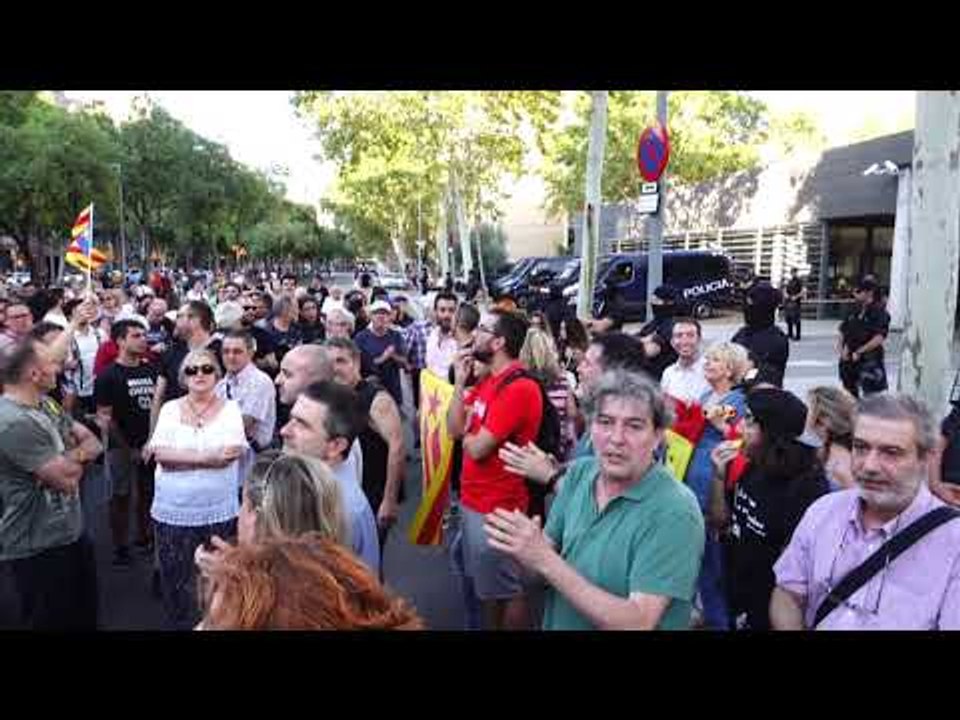 Crits dels CDR: "Tots som Borràs!"