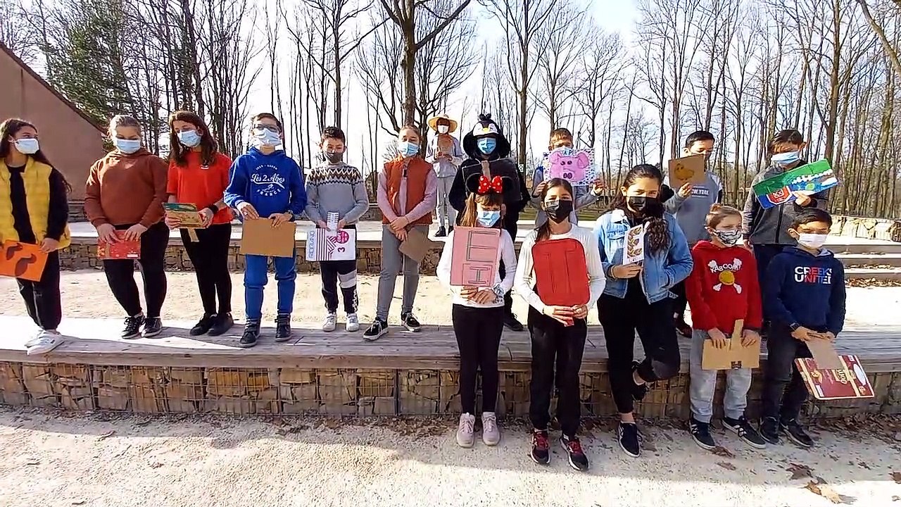 Collège Firmin Roz - Eieio Song - Old MacDonald Had A Farm