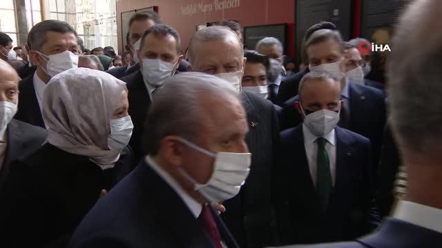 Cumhurbaşkanı Erdoğan: 2021 yılı 5 siyasi partinin ortak teklifiyle 'İstiklal Marşı Yılı' ilan edildi