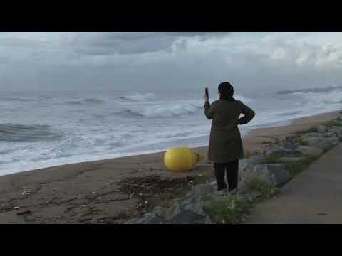 El passeig marítim de Mataró, afectat pel temporal de pluja