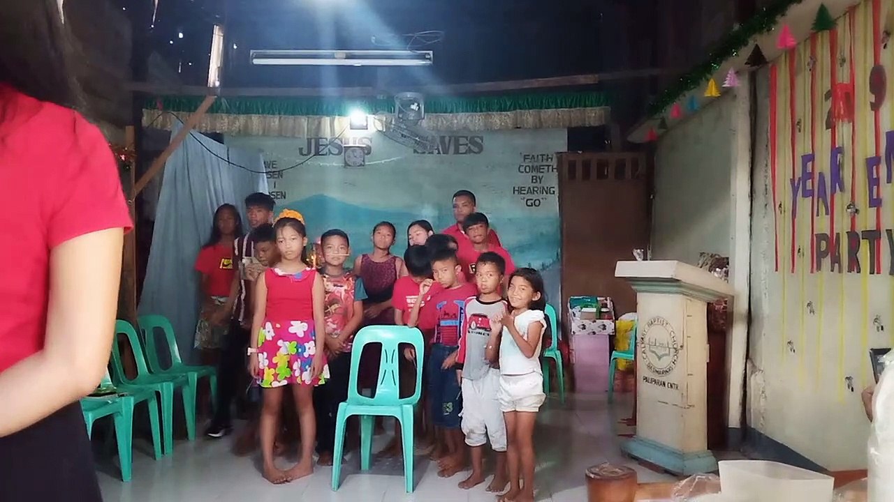 kids playing