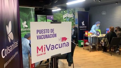 Kolombiya'da 80 yaş üstüne aşılama yapıldı