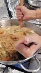 Cooking Pancit Guisado