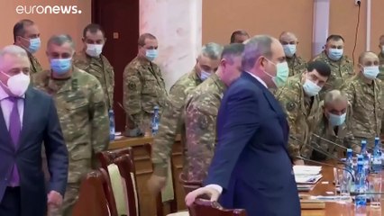 Пашинян объявил о смене главы Генштаба. Генерал назвал это решение антиконституционным