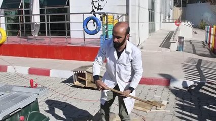 Atık malzemeler sokak hayvanlarına ev oldu