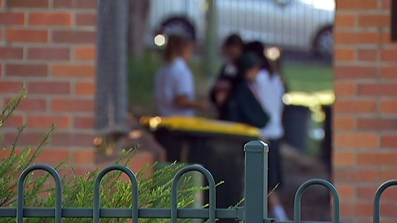 Urgent school sex education review underway in Queensland - video Dailymotion